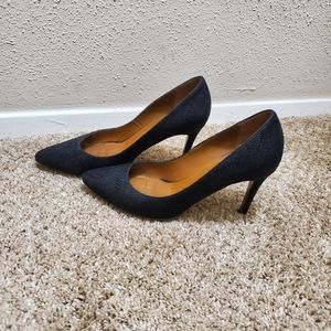 Aquatalia heels size 6